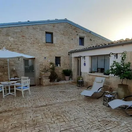 A Staccia בית כפרי רגוזה